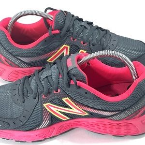 New Balance | Women's 460 V3 Running Shoe | Size 9.5